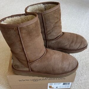 UGG Chestnut Sheepskin Kids Classic Boots
